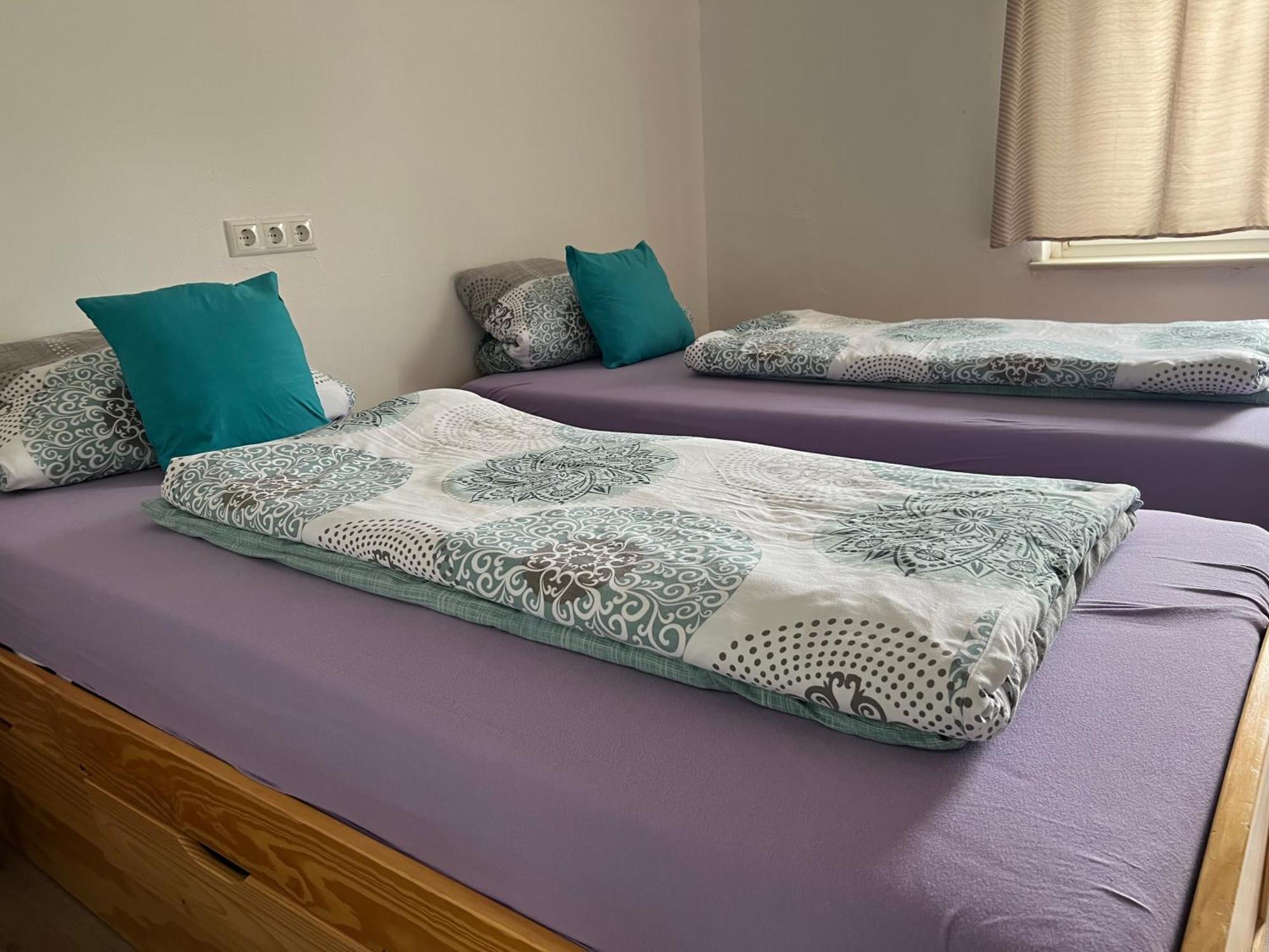Apartments Und Zimmer Vettweiss Buitenkant foto