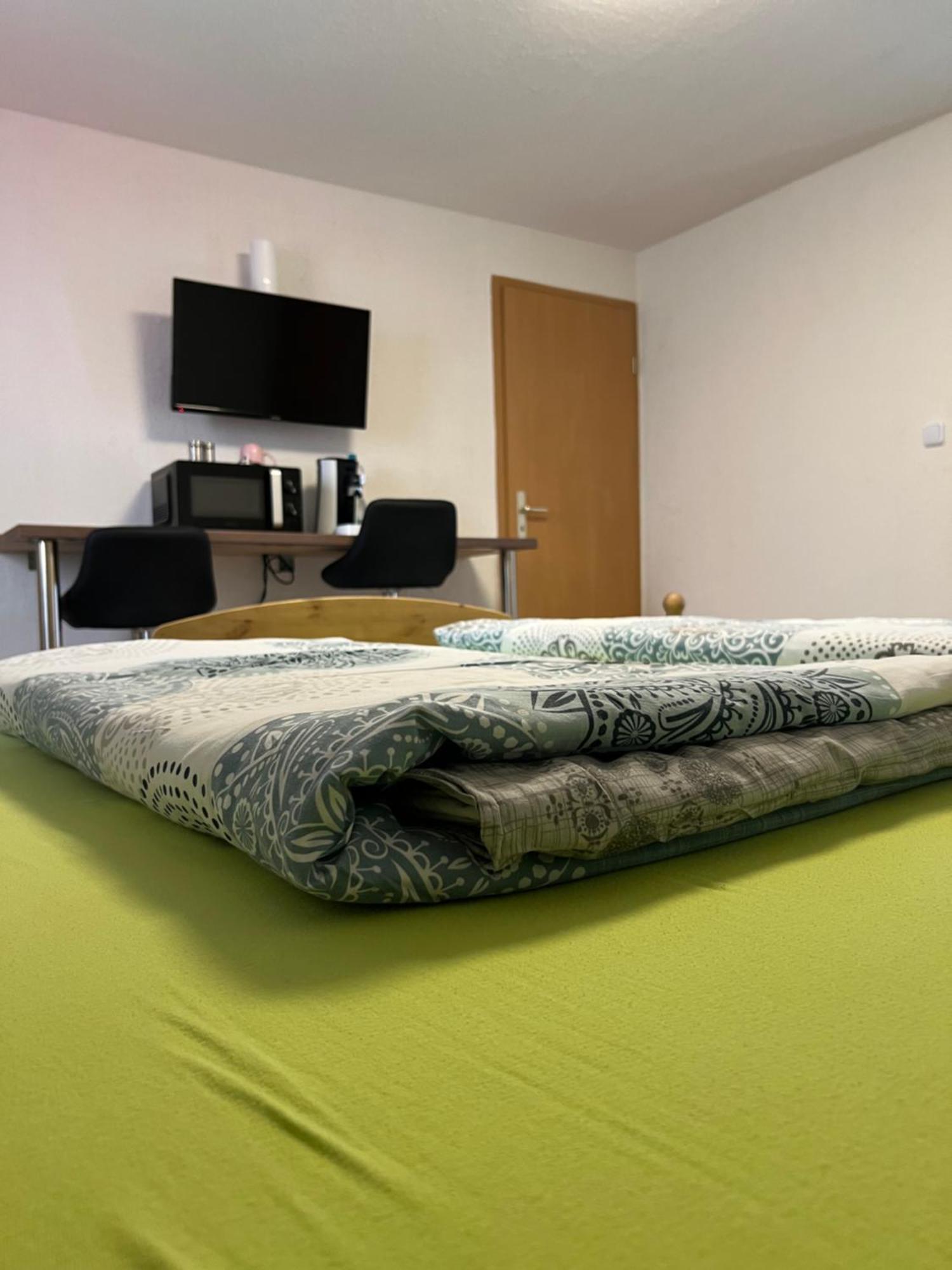Apartments Und Zimmer Vettweiss Buitenkant foto