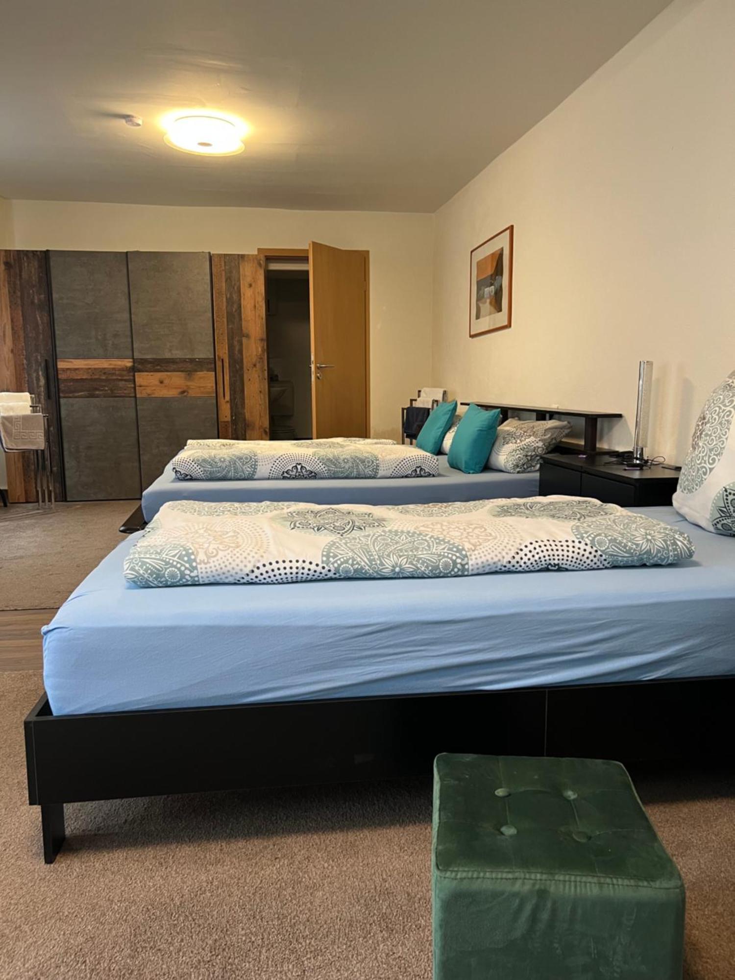 Apartments Und Zimmer Vettweiss Buitenkant foto